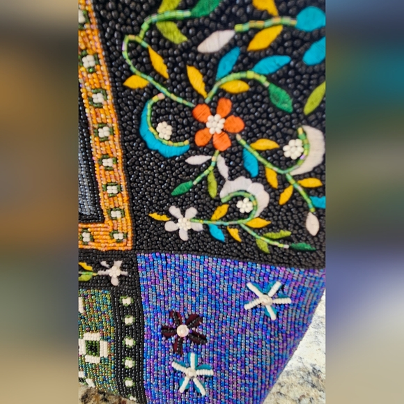 🍍 Beaded Double Strap Handbag - Picture 3 of 5